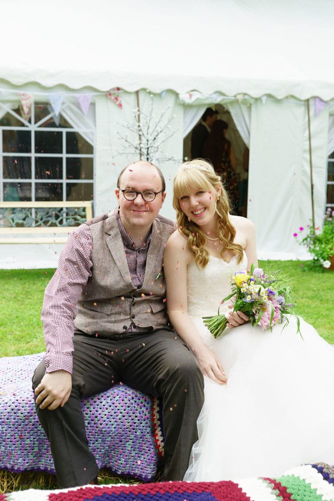 038 garden wedding group photos kirsty sam