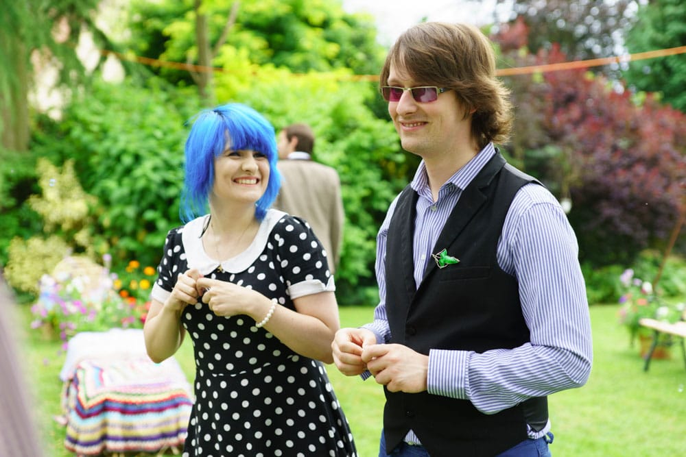 040 garden wedding group photos kirsty sam