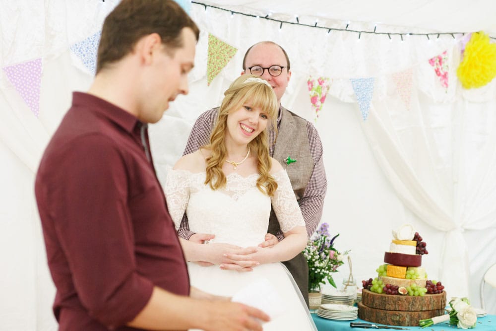 085 garden wedding cake speeches kirsty sam