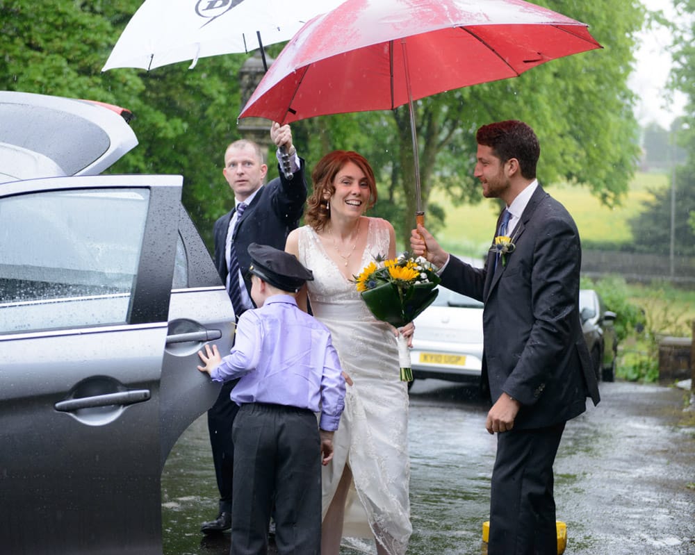 013 guests bride arrival st michael all angels susie dan