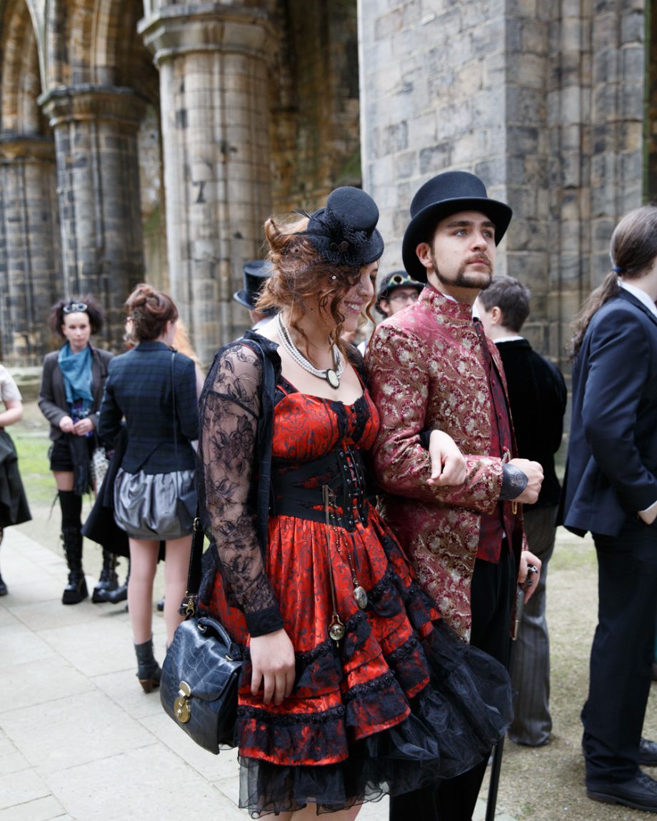 020 steampunk theme poses kirkstall abbey wedding linsey and chris