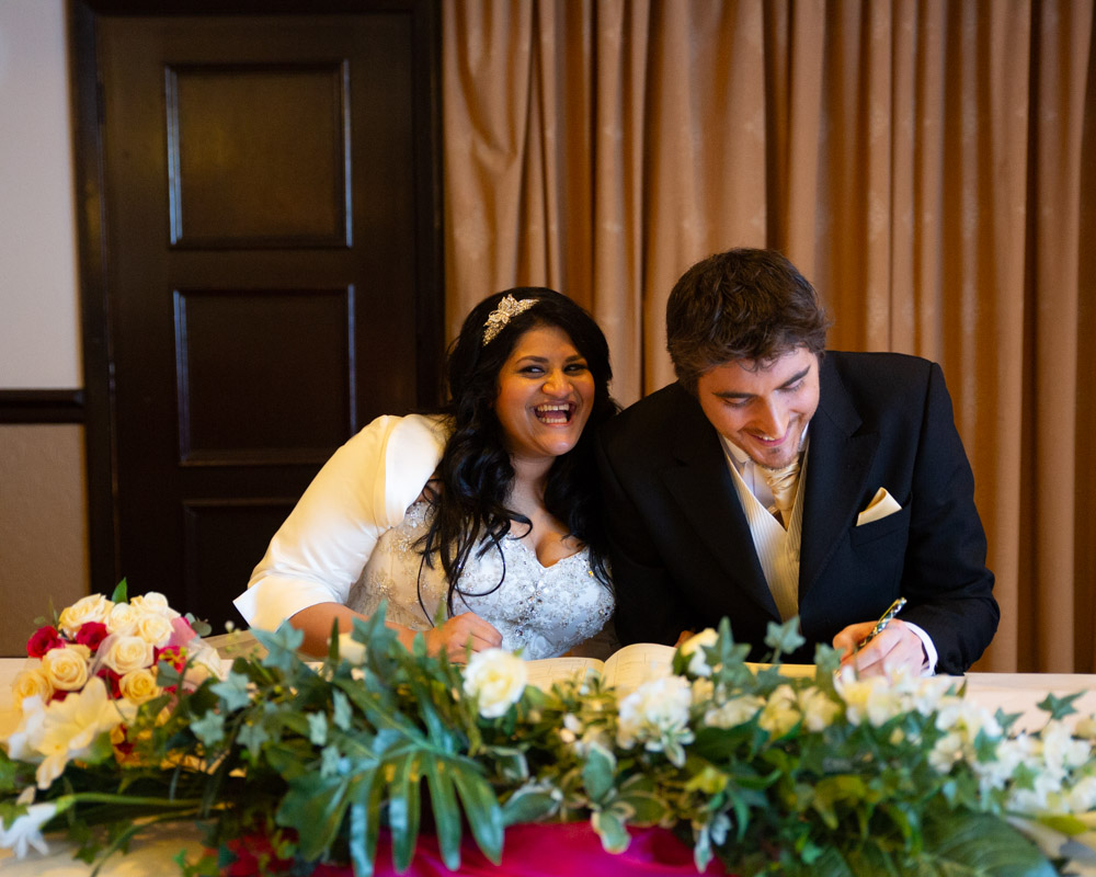 031 crowne plaza leeds wedding ceremony zehra richard