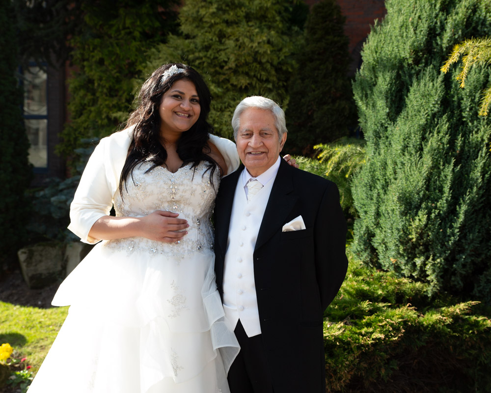 043 crowne plaza leeds family groups zehra richard