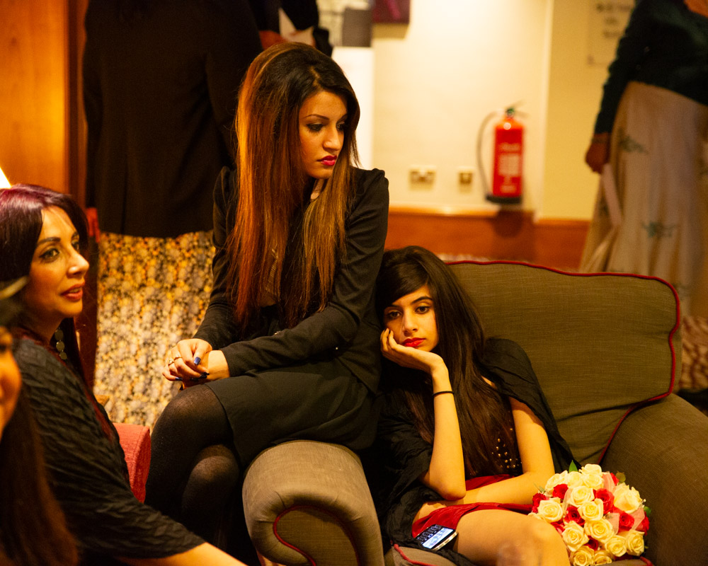 050 crowne plaza leeds guests relaxing zehra richard