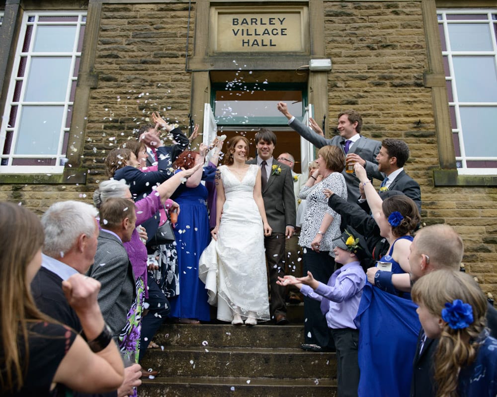 054 confetti photos barley village hall susie dan