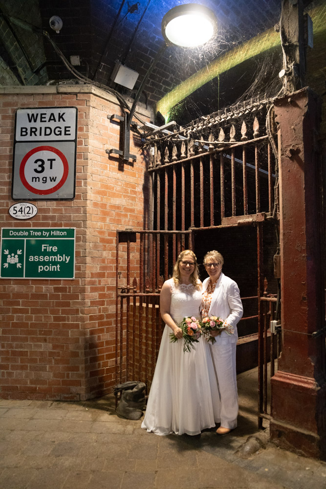 The couple at the southern entrance of Leeds Station