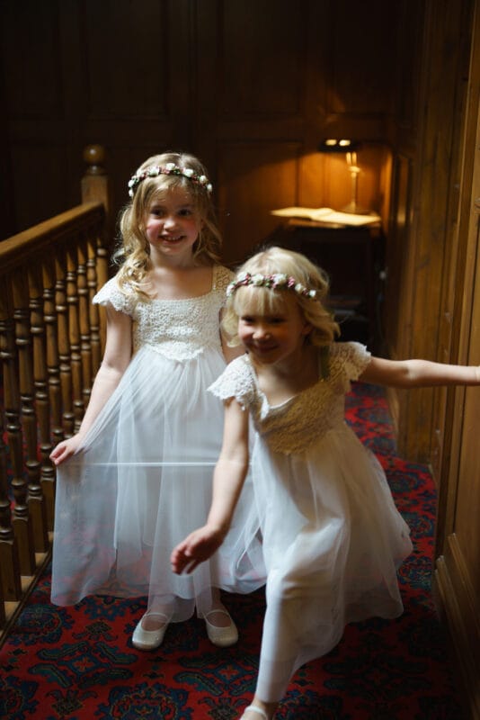 18 littlebridesmaids posed preparation moments