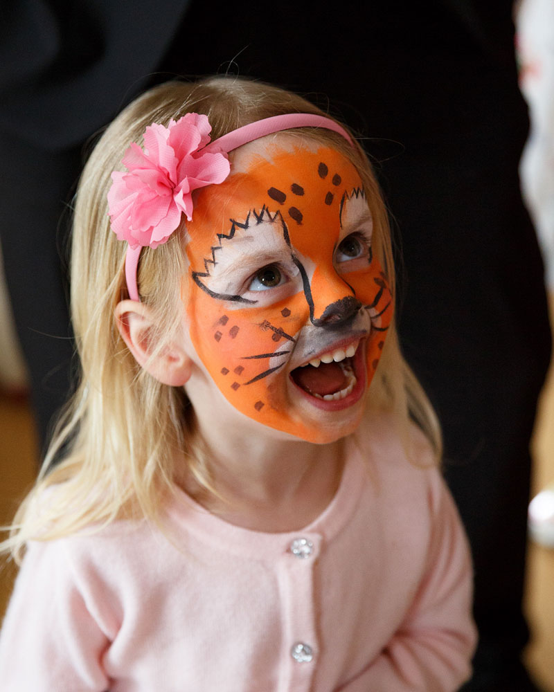 Lion face make up - wedding entertainment for the kiddies - by Leeds, West Yorkshire wedding photographer