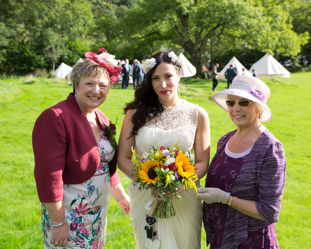 Bride with mother and gran