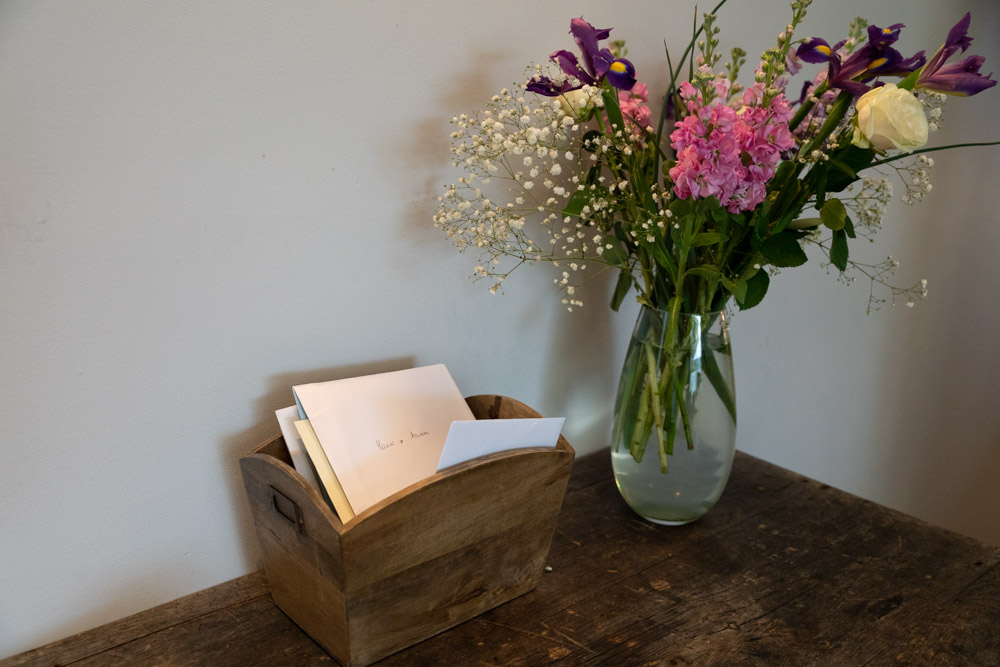 Wedding decor and cards at Chilli Barn